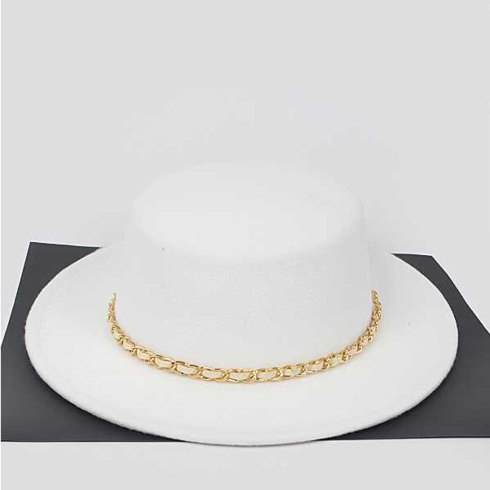Chain Accent Faux Wool Felt Fedora